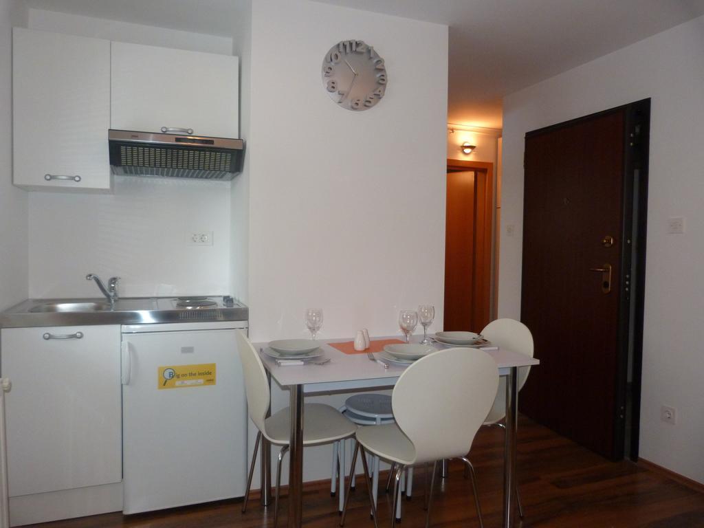 Apartments Luxe Self Check In Ζάγκρεμπ Δωμάτιο φωτογραφία